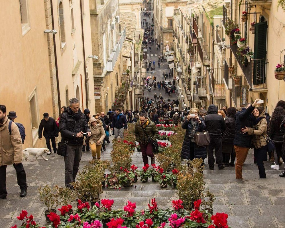 the-famous-steps-in-caltagiron